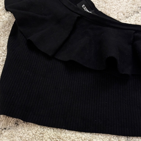 Express Black Ruffle One-Shoulder Top - Picture 4 of 5